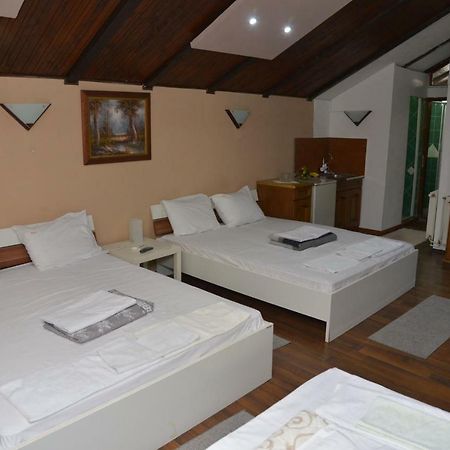 Lira Inn Ниш Екстер'єр фото