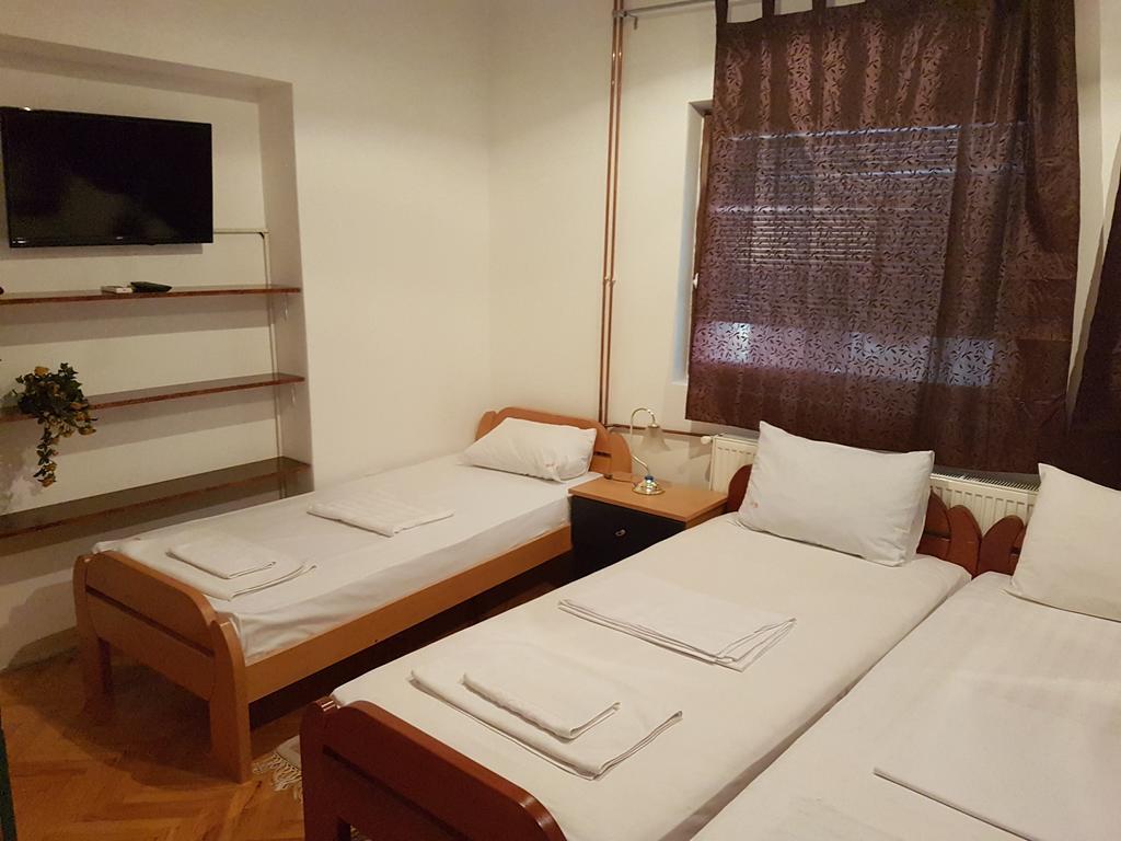 Lira Inn Ниш Екстер'єр фото