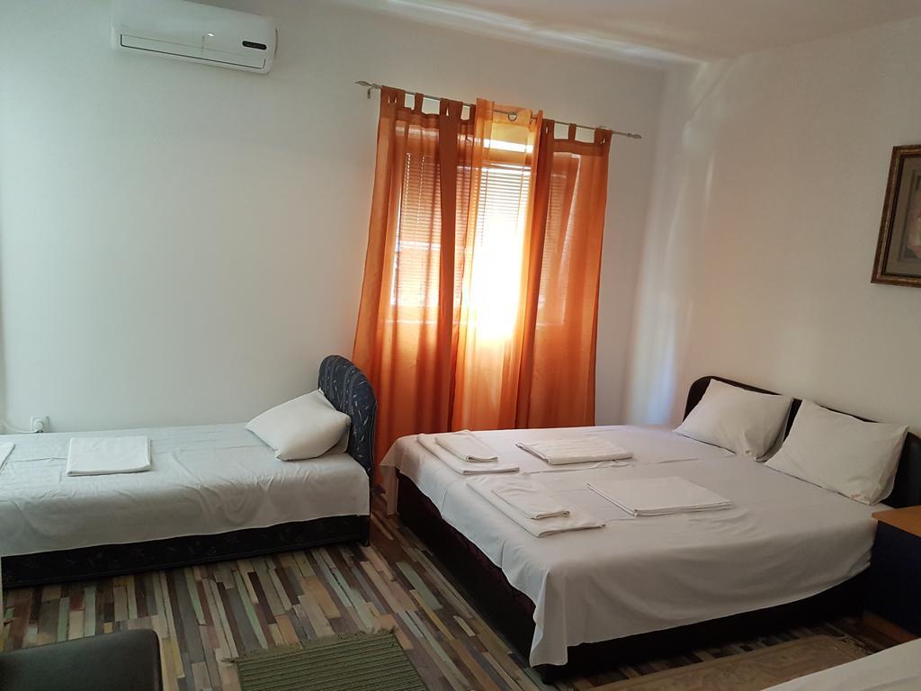 Lira Inn Ниш Екстер'єр фото