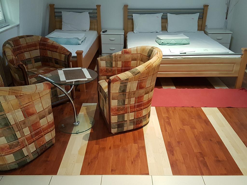 Lira Inn Ниш Екстер'єр фото