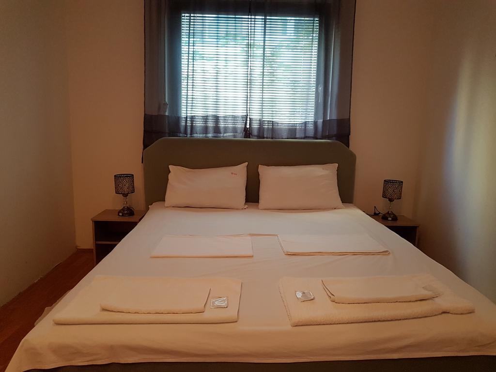 Lira Inn Ниш Екстер'єр фото