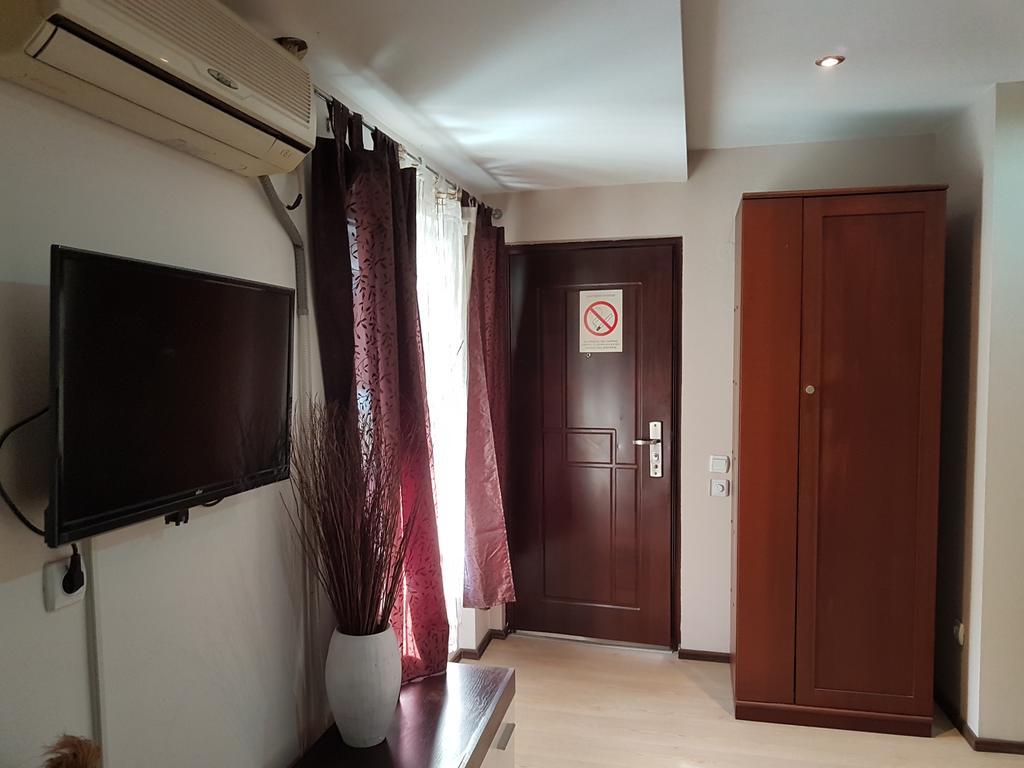 Lira Inn Ниш Екстер'єр фото